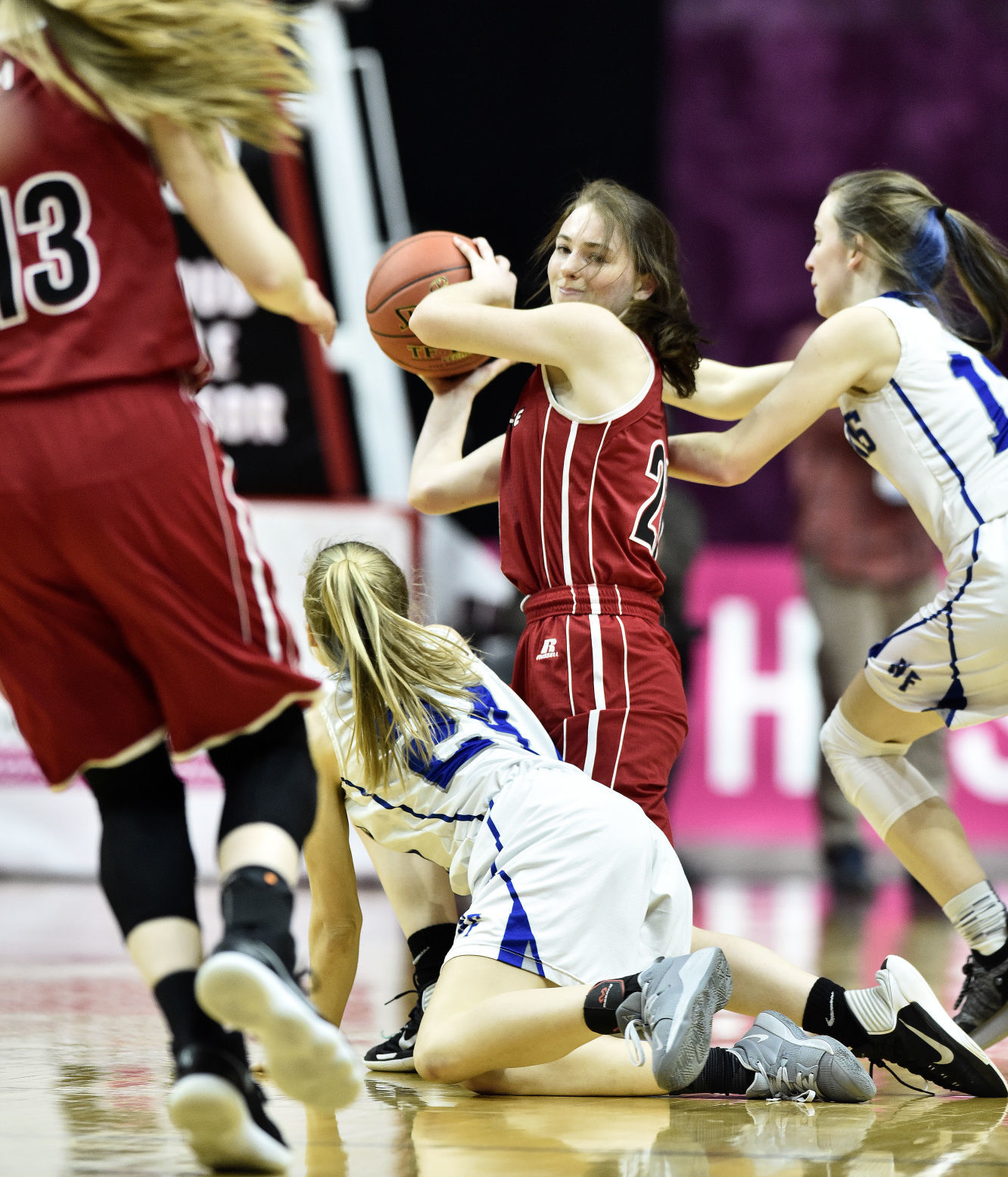 Newell-Fonda vs Marquette Catholic girls state basketball